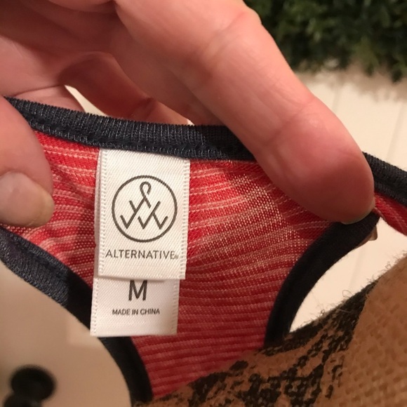 🏃♀️ Alternative Striped Tank - Picture 5 of 5